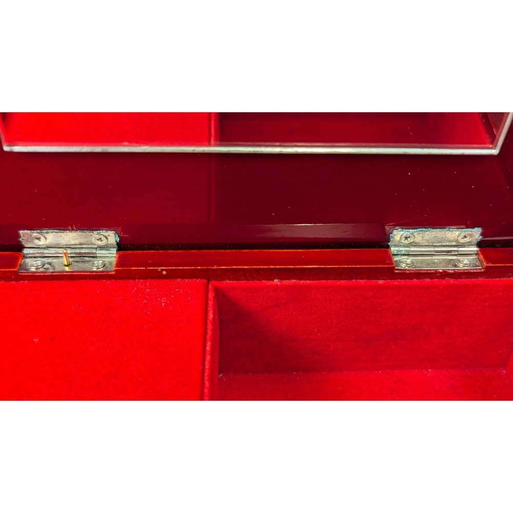 Vintage Westland Co Japan Red Lacquer Musical Jewelry Box Floral Cart Evergreen - Picture 11 of 11